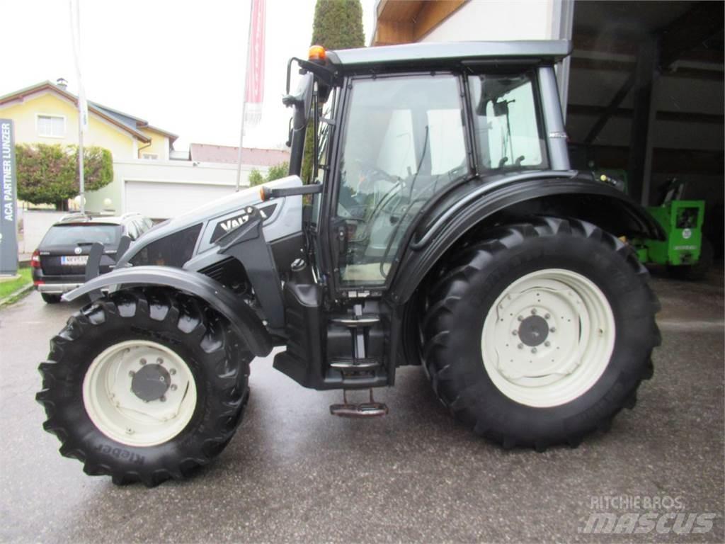 Valtra N 93 HiTech5 トラクター