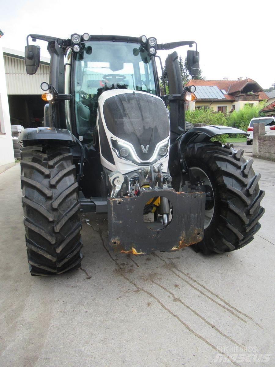 Valtra N175 Active トラクター