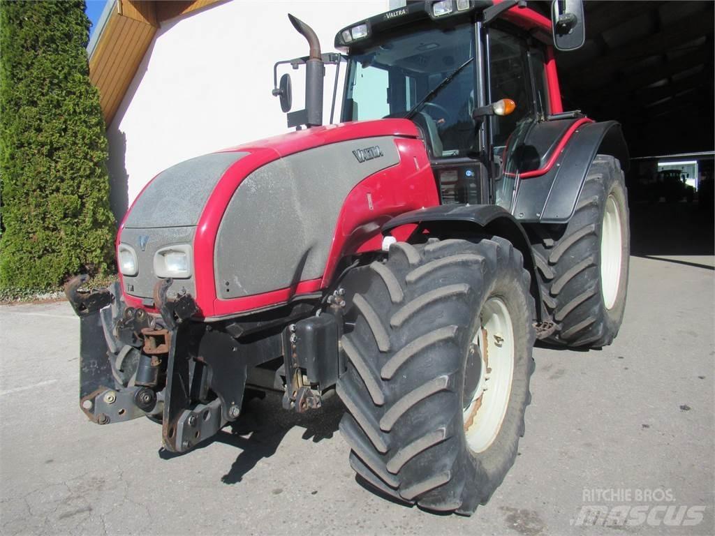 Valtra T 191 HiTech トラクター