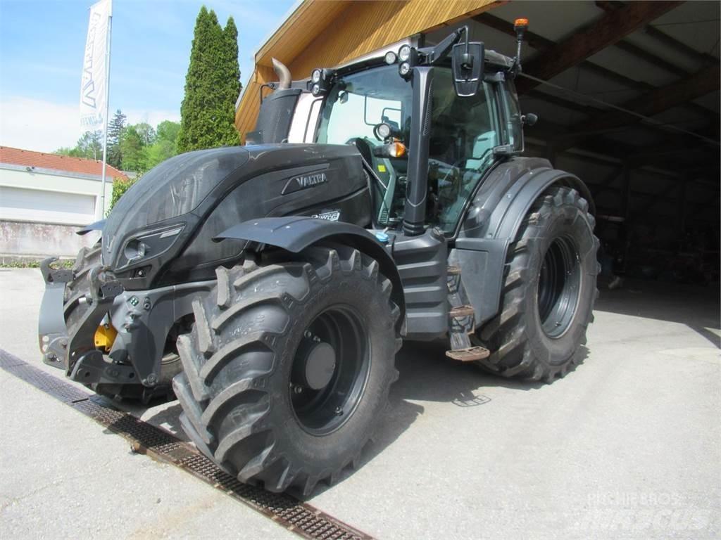 Valtra T 214 Direct トラクター