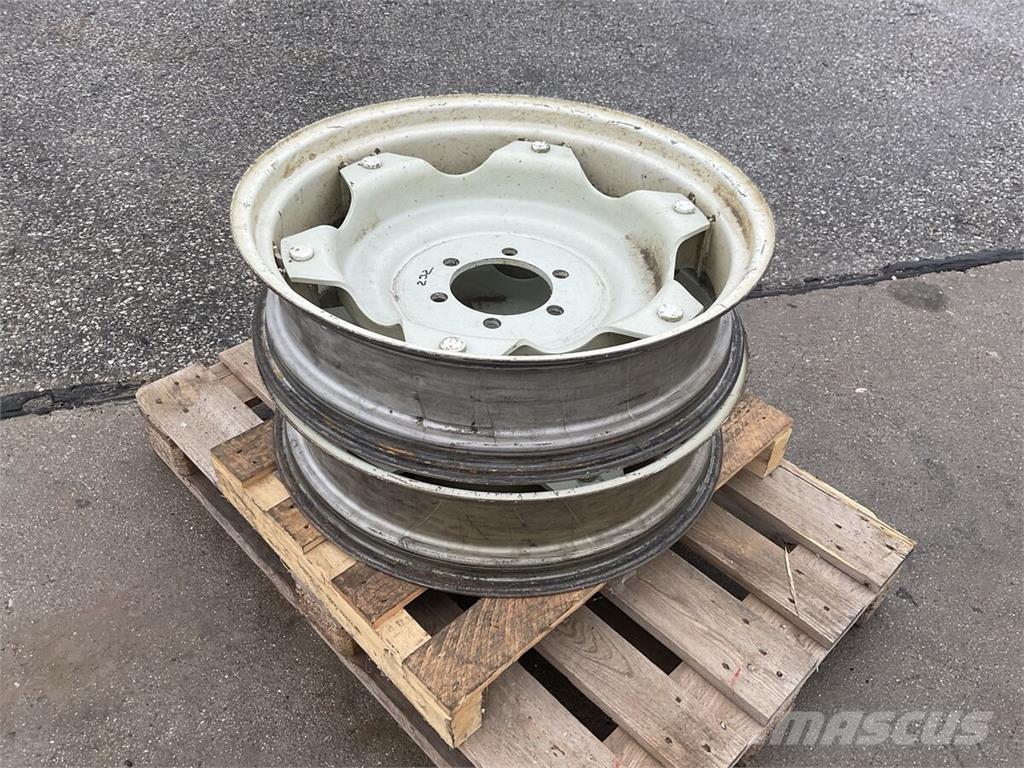  W7x28 タイヤ、ホイル、リム