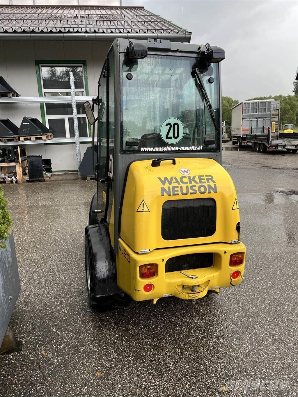 Wacker Neuson WL 20 フロントローダーとディガー