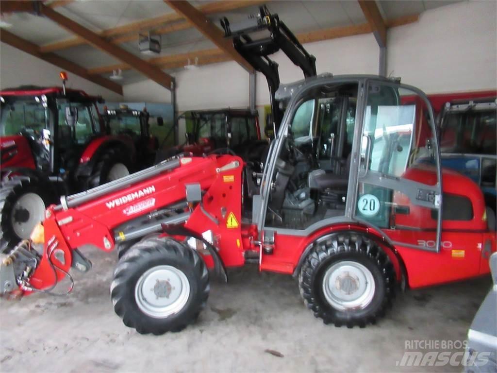 Weidemann 3070 CX60 フロントローダーとディガー
