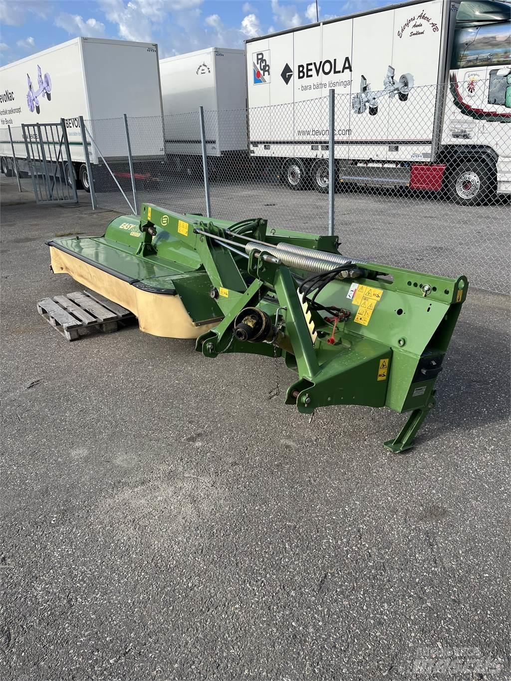 Krone 320 CV 芝刈り機