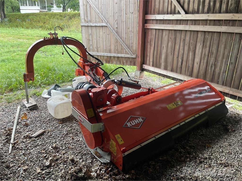 Kuhn TBE242 芝刈り機