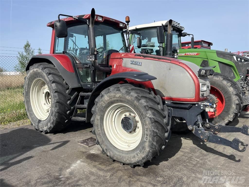 Valtra 190 トラクター