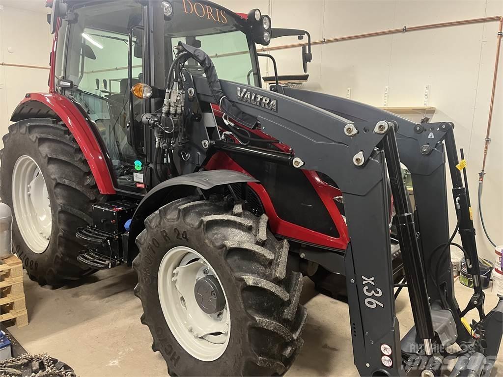 Valtra 75SH トラクター