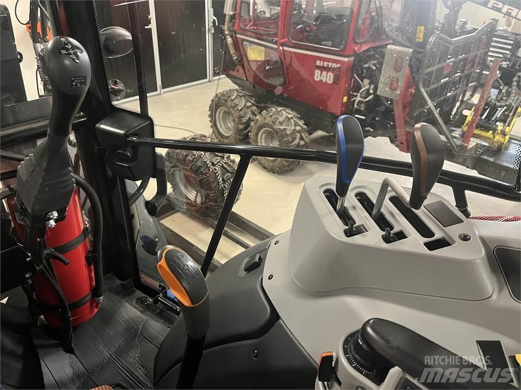 Valtra 75SH トラクター