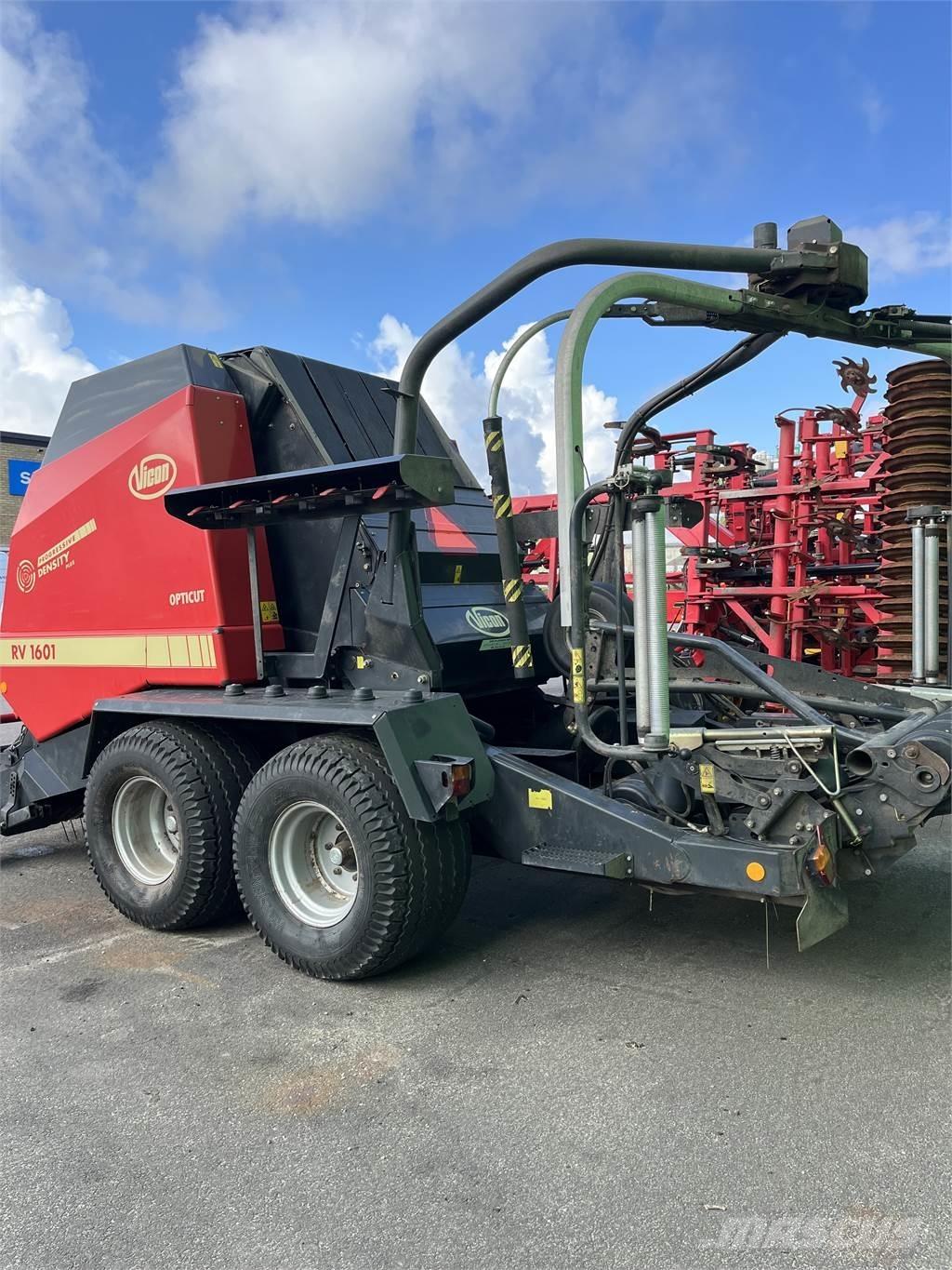 Vicon RV 1601 ラウンドベーラー