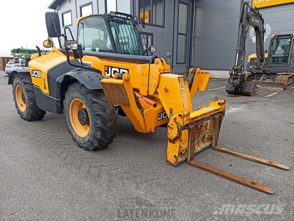 JCB 535-125 kurottaja テレスコーピックハンドラー