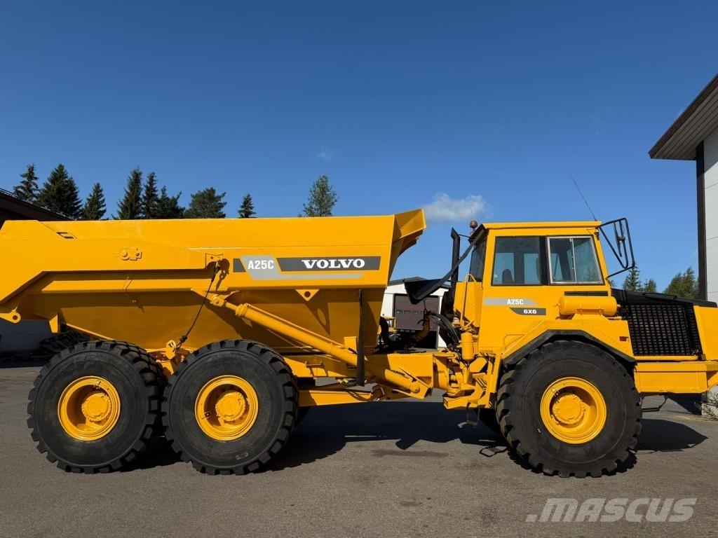 Volvo A25C アーティキュレート式ダンプトラック