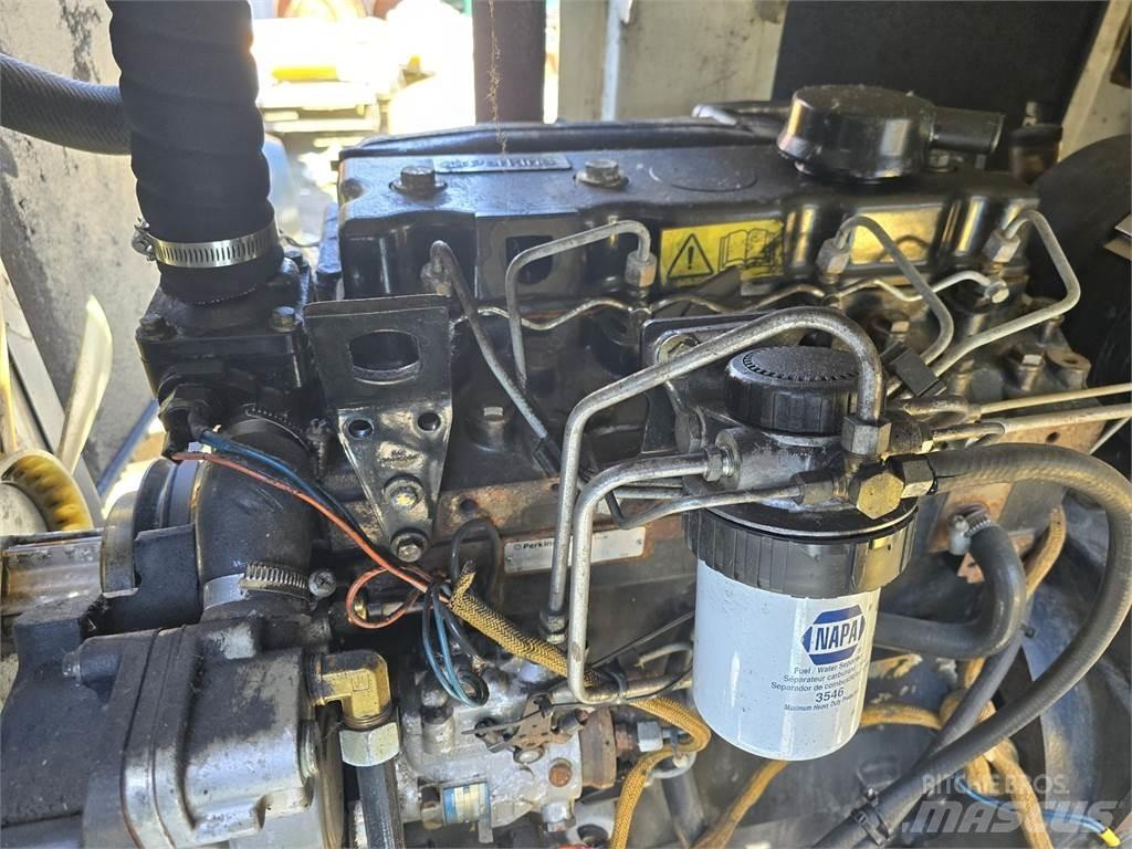 Atlas Copco QAS 58 エンジン