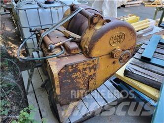 Carco J-120 マスト