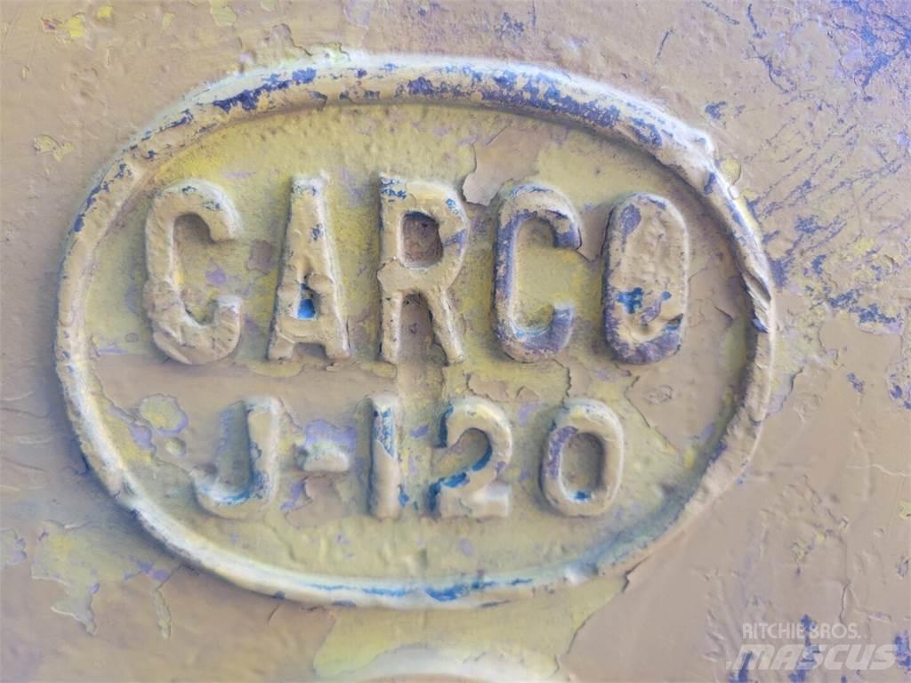 Carco J-120 マスト