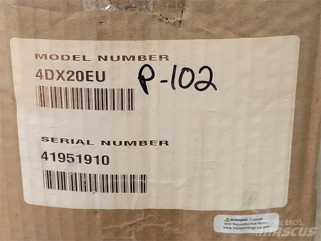CAT PUMPS 4DX20EU ウォーターポンプ
