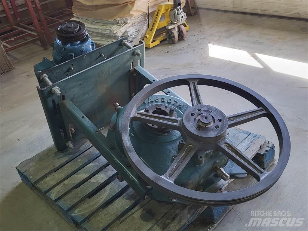 Dodge TA6307H40 建設機械 -　その他