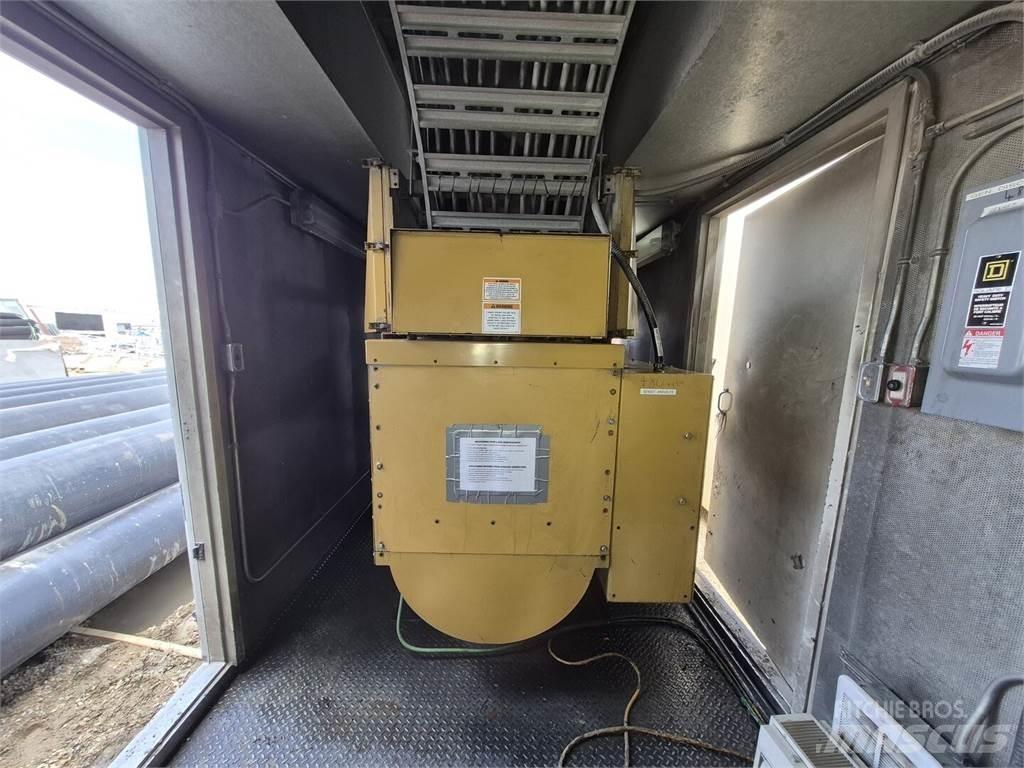 Finning  ディーゼル発電機