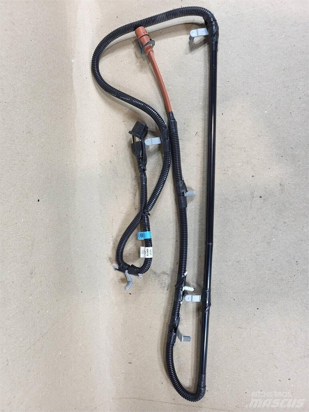 Ford 1C3Z-6B018-AA 建設機械 -　その他