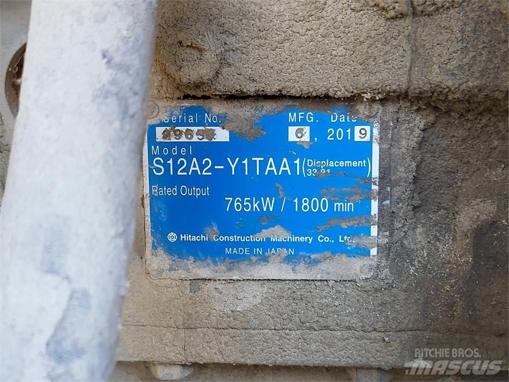 Hitachi S12A2-Y1TAA1 エンジン