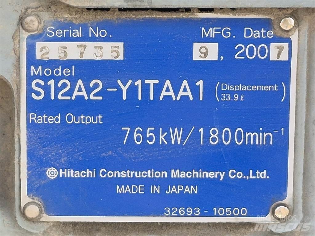 Hitachi S12A2-Y1TAA1 エンジン