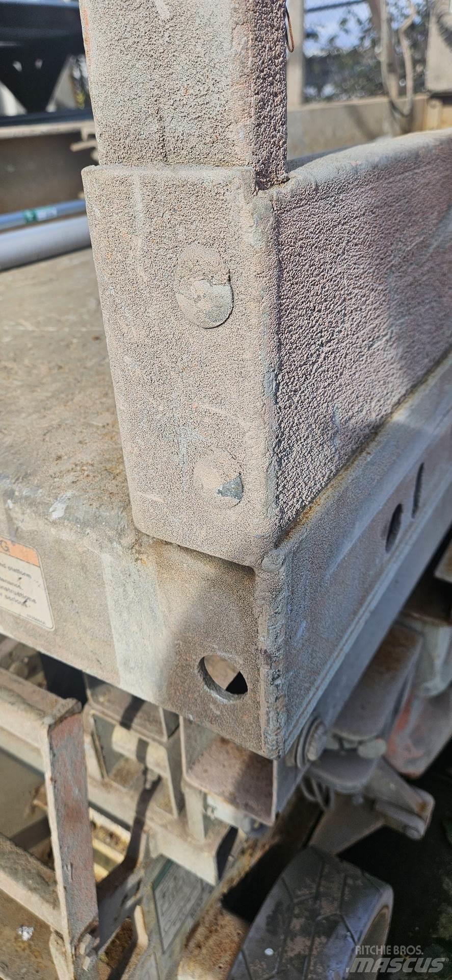 JLG 2630ES シザースリフト