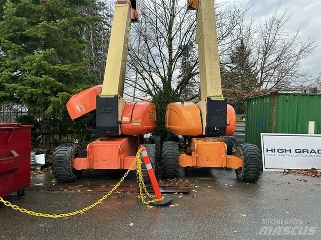 JLG 800AJ ブームリフト　屈伸型