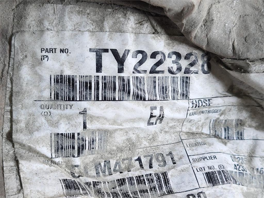John Deere TY22328 その他部品