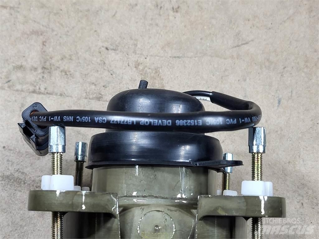 Komatsu 56D-06-31723 その他部品