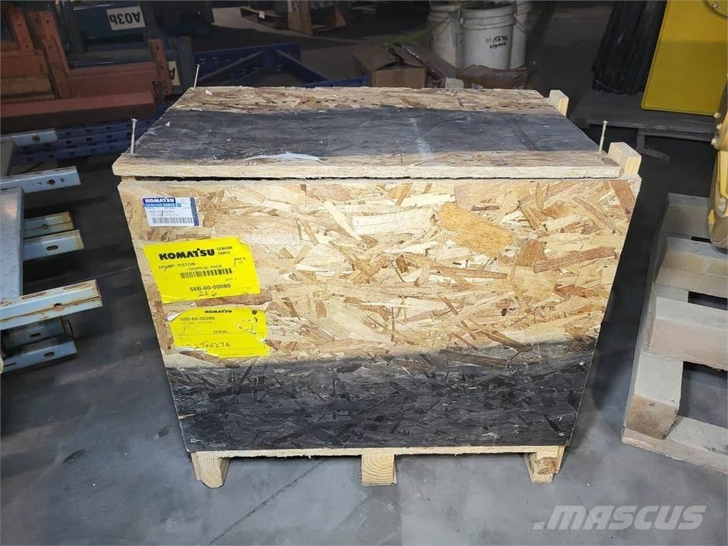 Komatsu 58B-60-00080 ウォーターポンプ