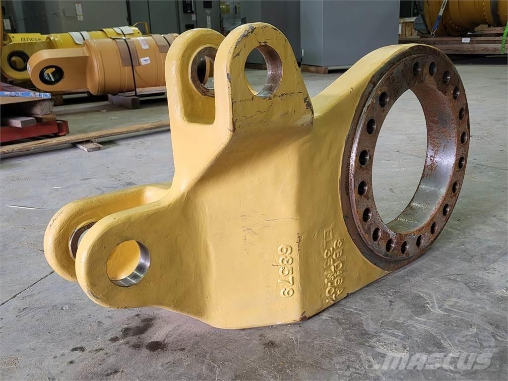 Komatsu 58E-00-02440 アーティキュレート式ダンプトラック