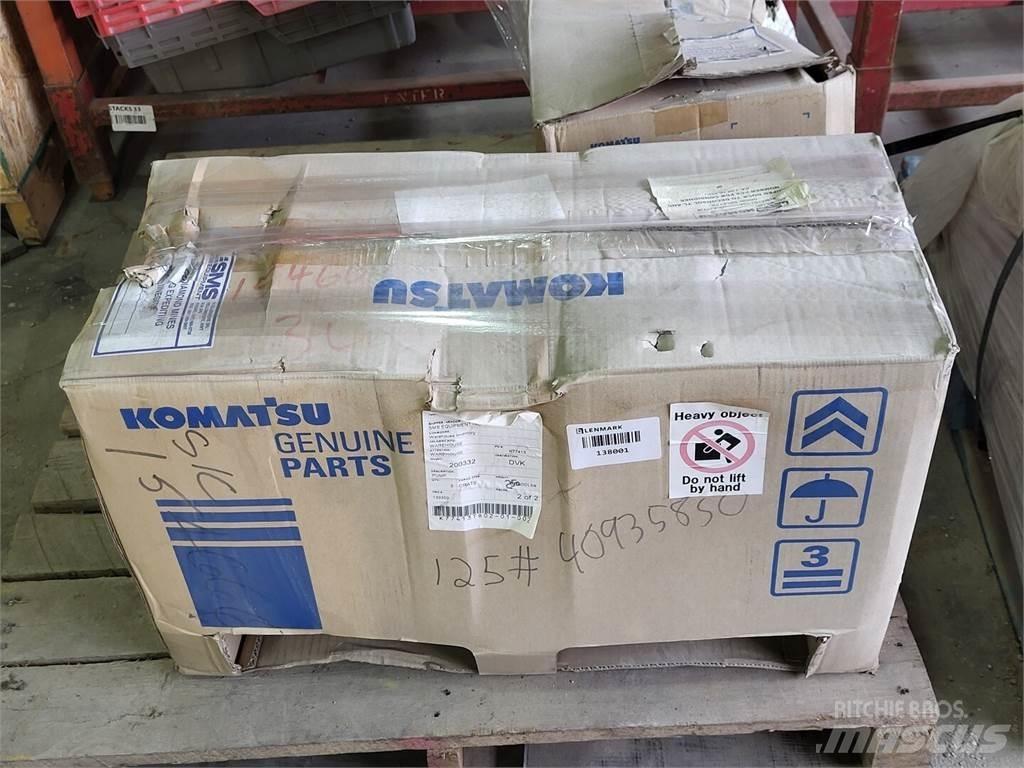 Komatsu 705-52-42090 ウォーターポンプ