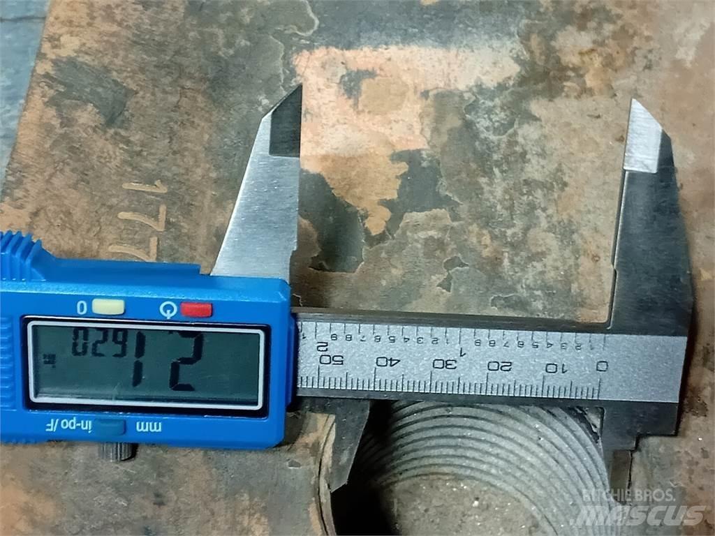 Komatsu PZKV177973 その他部品