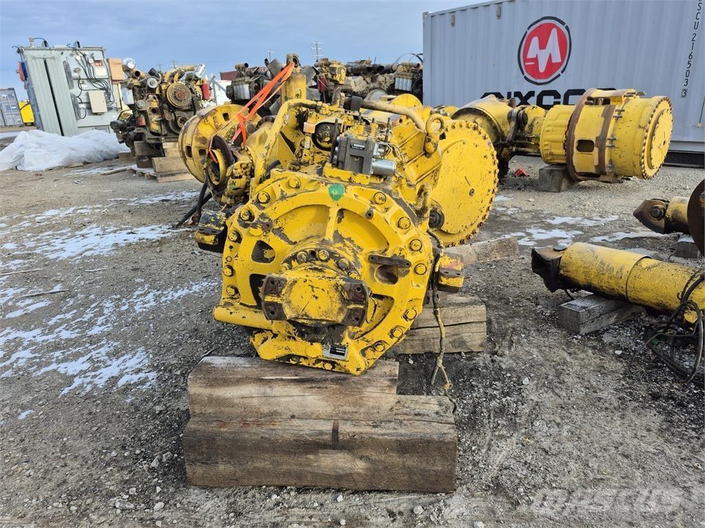 Komatsu R561-13-51030 アーティキュレート式ダンプトラック