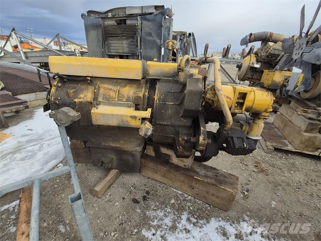 Komatsu R561-13-51030 アーティキュレート式ダンプトラック