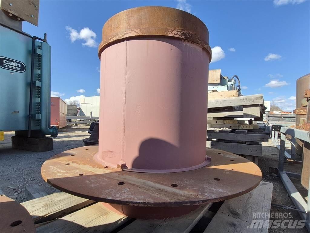 Metso  クラッシャー固定式