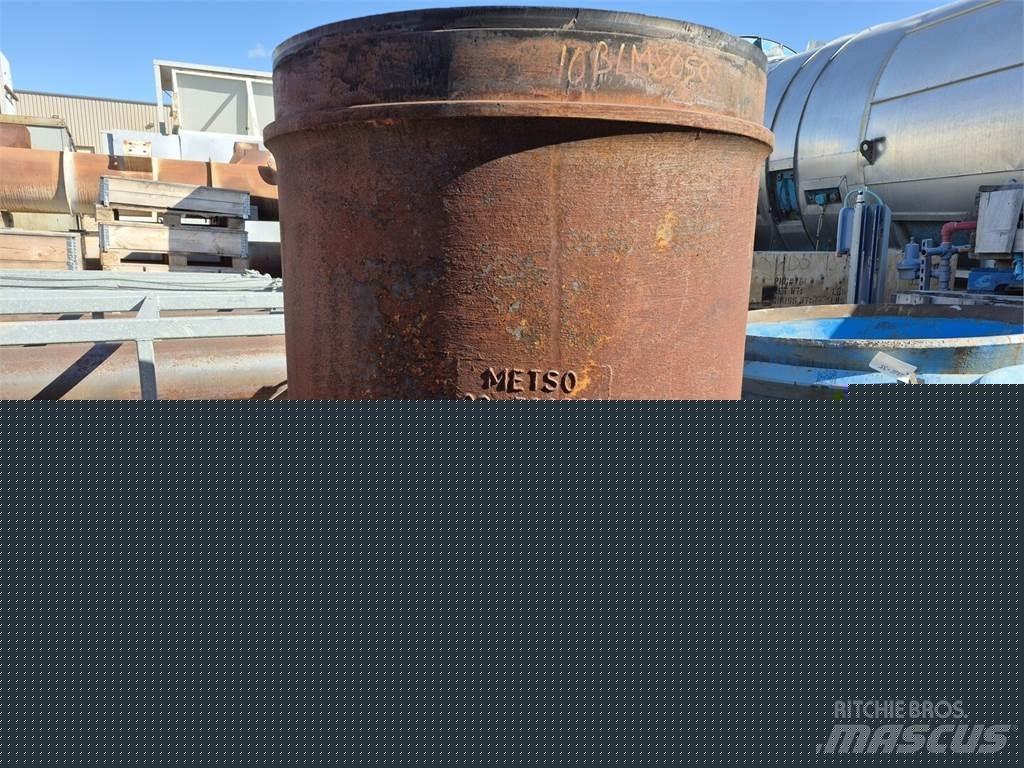 Metso 03-526226 クラッシャー固定式