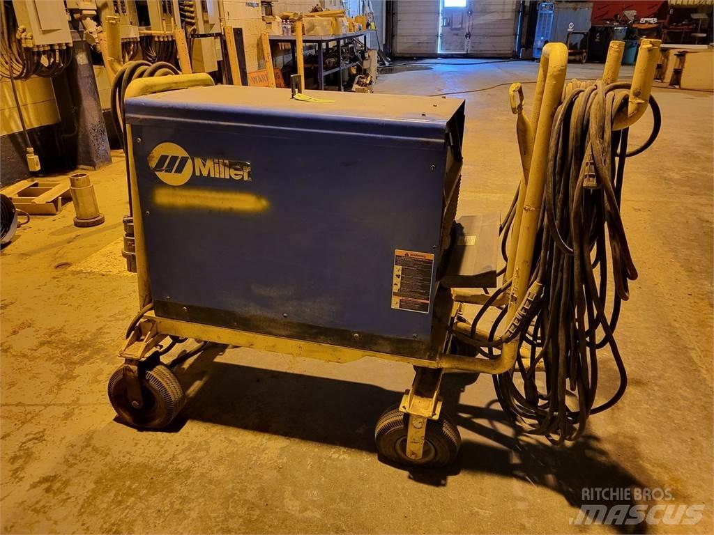 Miller Dimension 652 溶接機