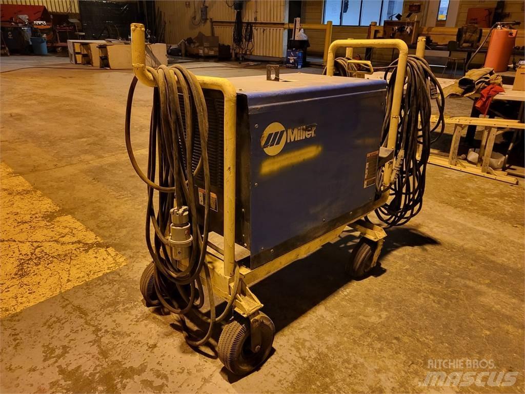 Miller Dimension 652 溶接機