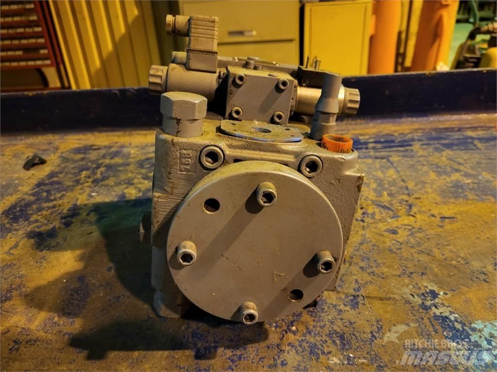 Rexroth R902079986 ウォーターポンプ
