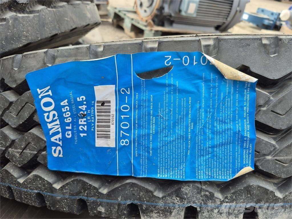 Samson GL665A 12R24.5 タイヤ、ホイル、リム