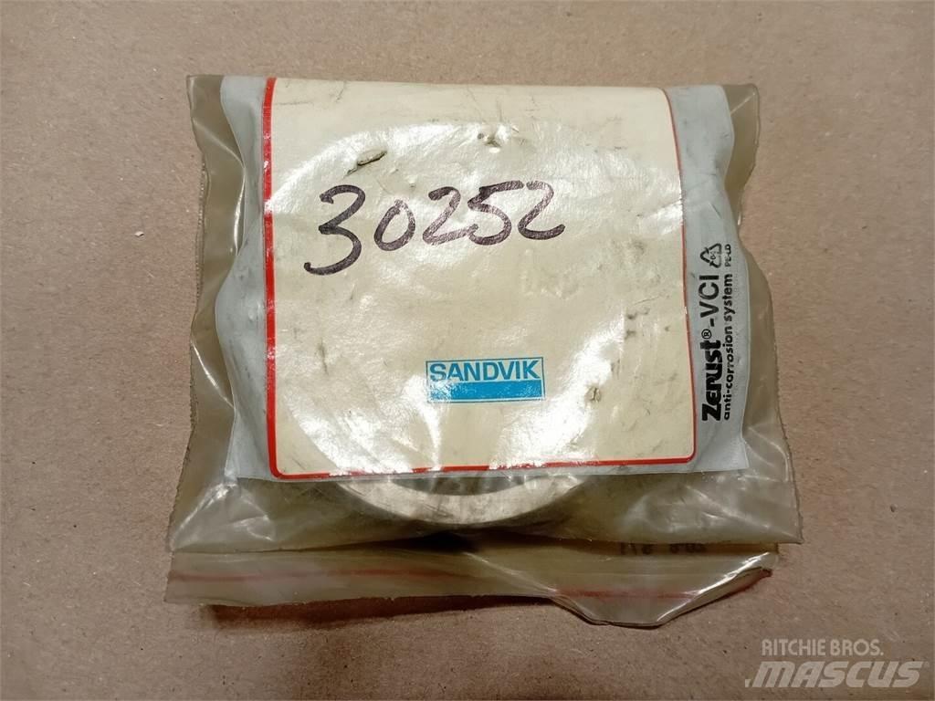 Sandvik DT65699007 クラッシャー固定式