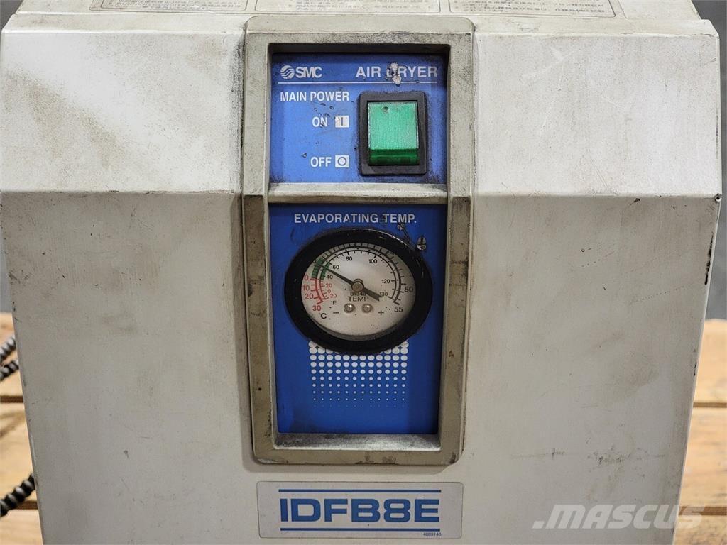  SCM IDFB8E-11N 圧縮空気ドライヤー