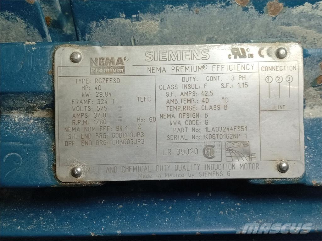 Siemens 1LA03244ES51 産業用エンジン