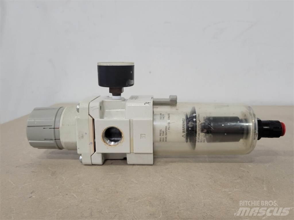 SMC AW40-N04D-Z-A 建設機械 -　その他