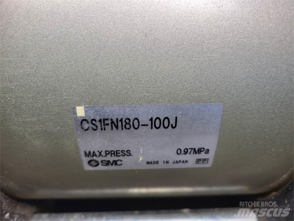 SMC CS1FN180-100J トラック・トレーラー - 　その他