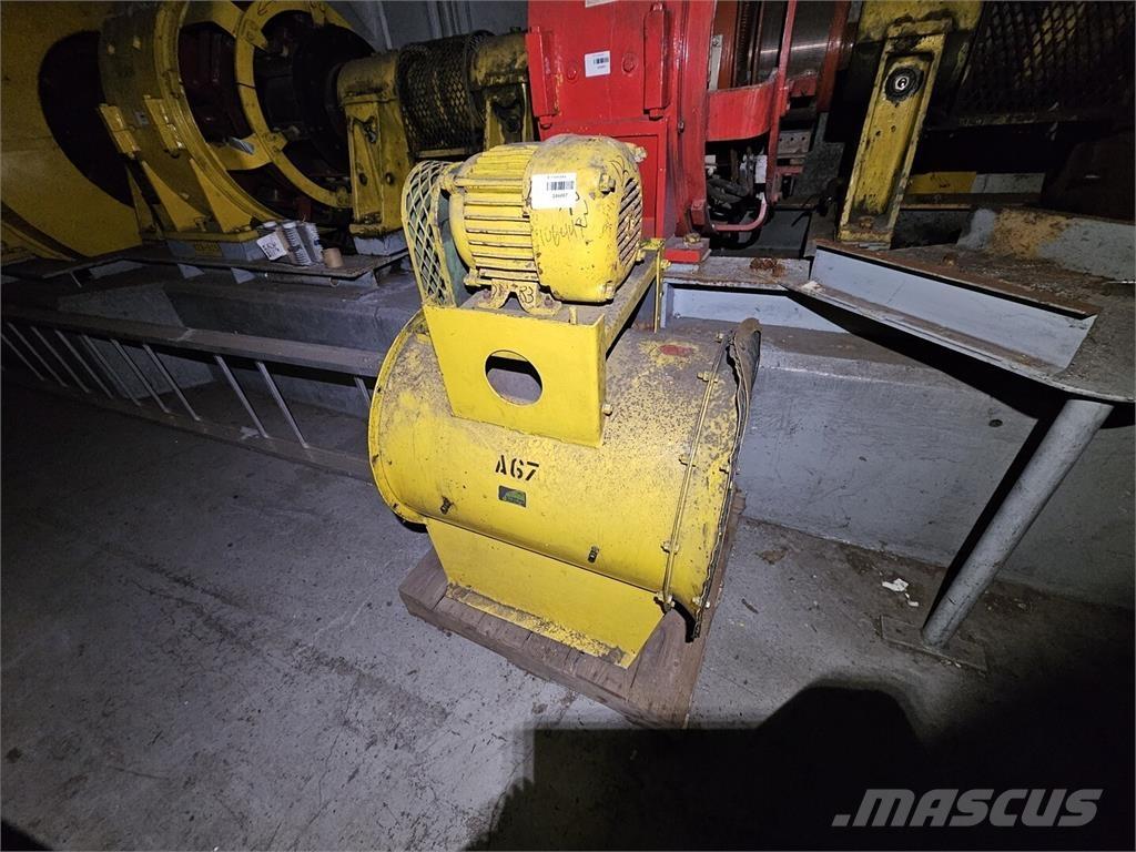  TAMPER 産業用エンジン