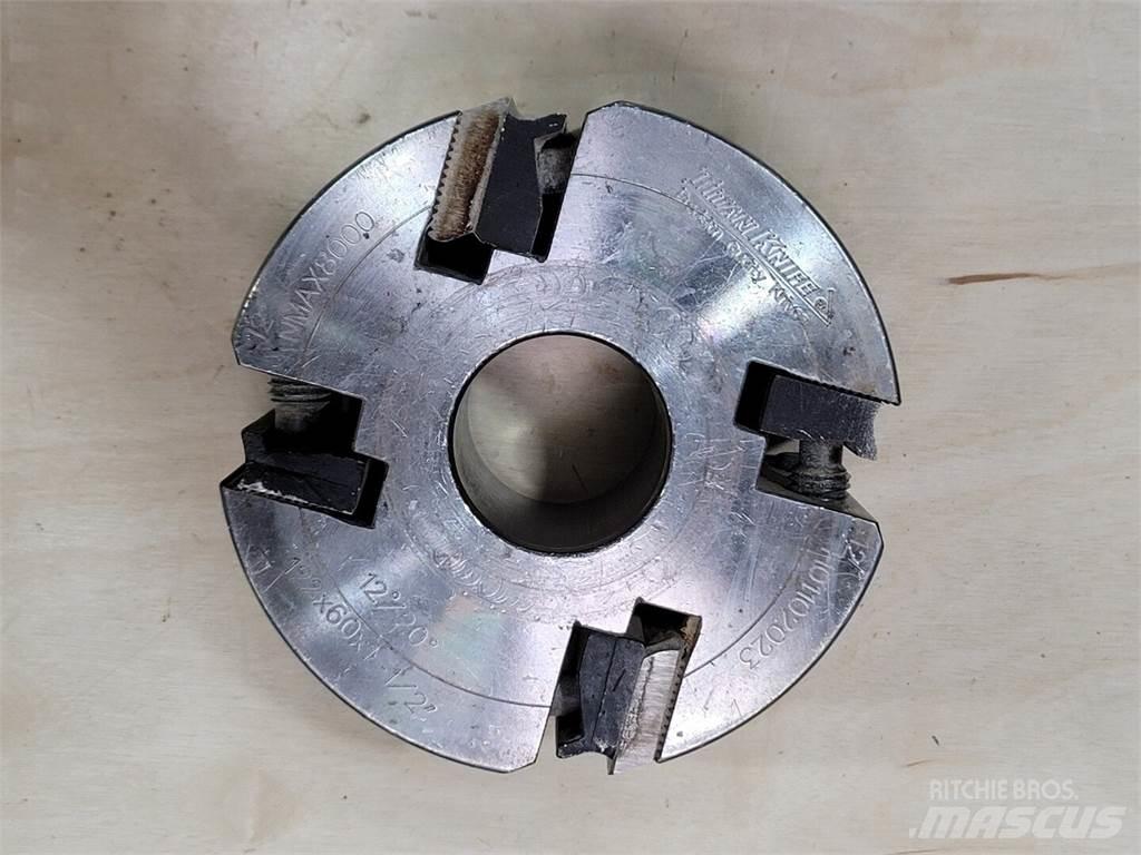Titan KNIFE H01102023 建設機械 -　その他