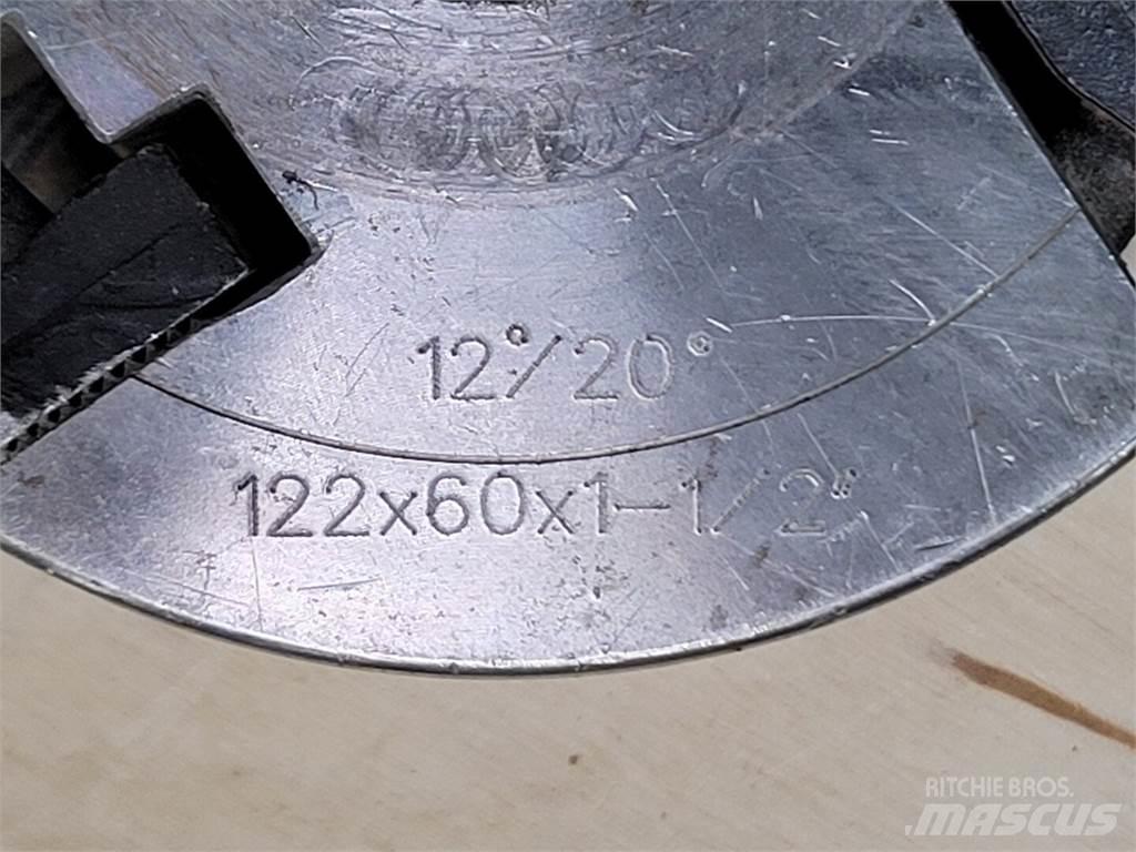 Titan KNIFE H01102023 建設機械 -　その他