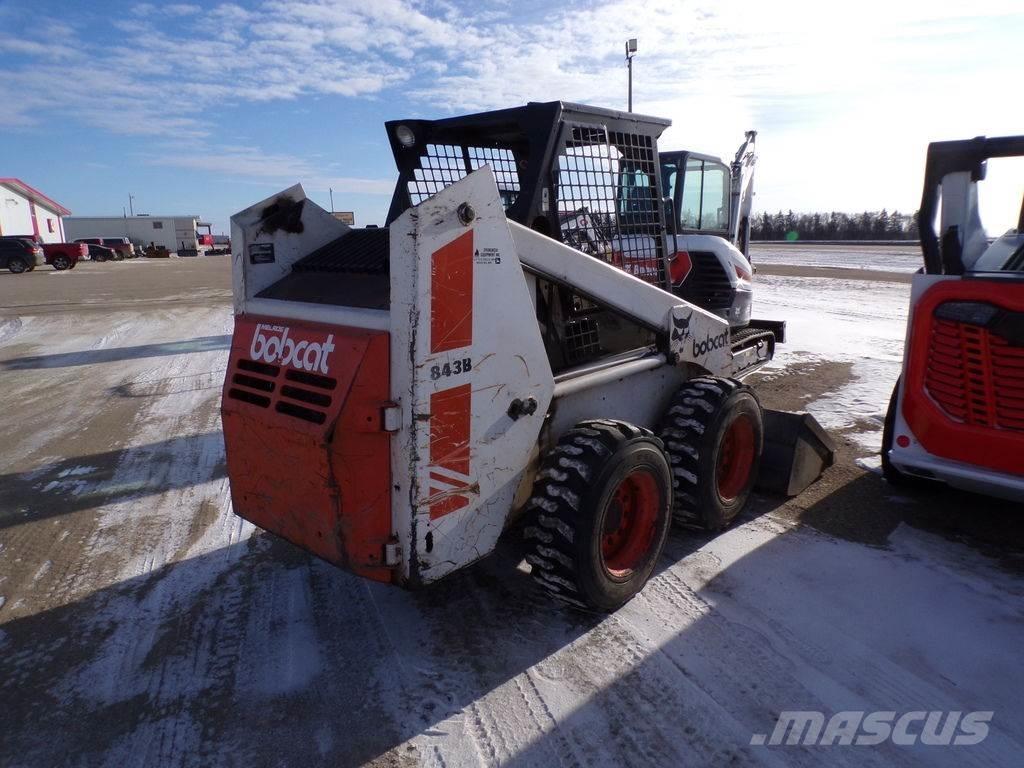 Bobcat 843B スキッドステアローダー