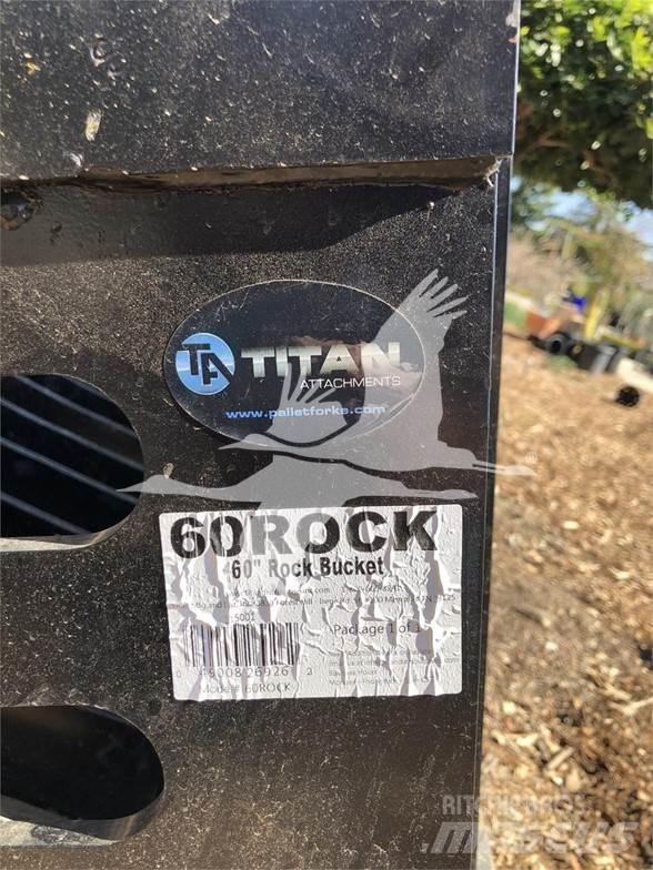Titan  バケット